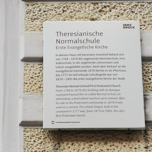 Innsbruck-Fahrt: 1. Schule aus der Zeit Maria Theresias