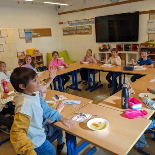 Buchstabensuppe zum Buchstabenfest