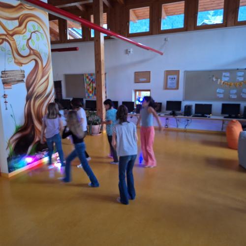 Kinder-Disco in der Schule