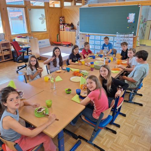 Frühstücken am nächsten Morgen