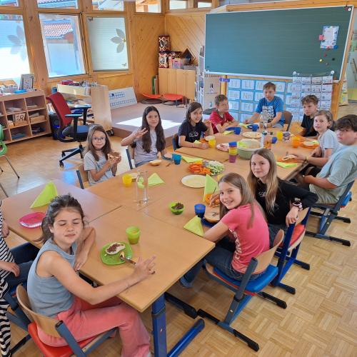 Frühstücken am nächsten Morgen