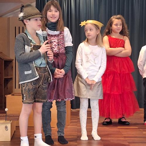 Probe für die Weihnachtsaufführung - 2. Stufe