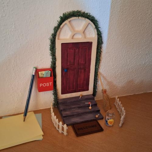 ... und er fängt schon an für Weihnachten zu dekorieren