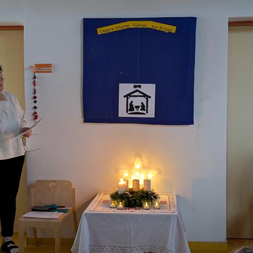 Geschichte - Warum ist der Adventkranz rund 