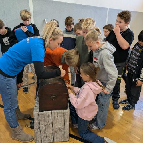 Juhu die Schatzkiste kann geöffnet werden! 