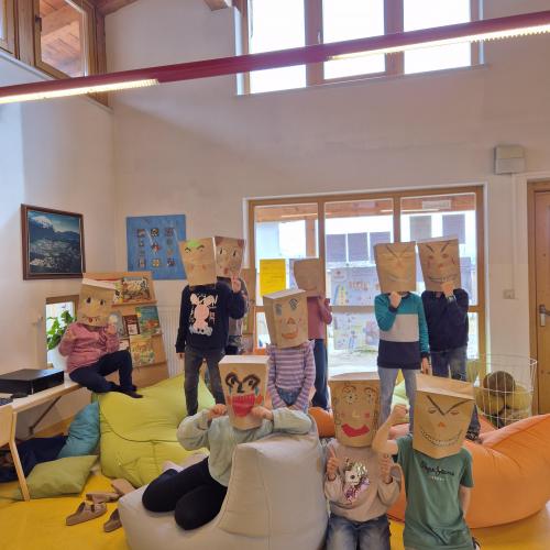 Papiermasken basteln