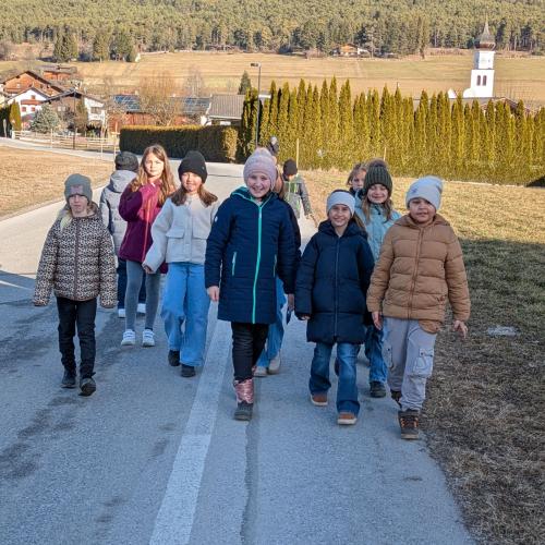 Wir messen 1km quer durch Wildermieming 