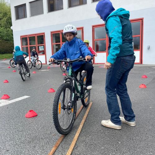 Radtechniktraining enge Strecke 