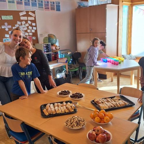 Die 3. Stufe bereitet die gesunde Jause zu