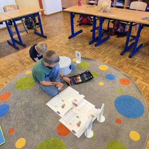 Erstes Arbeiten an Stationen - 1.Stufe 