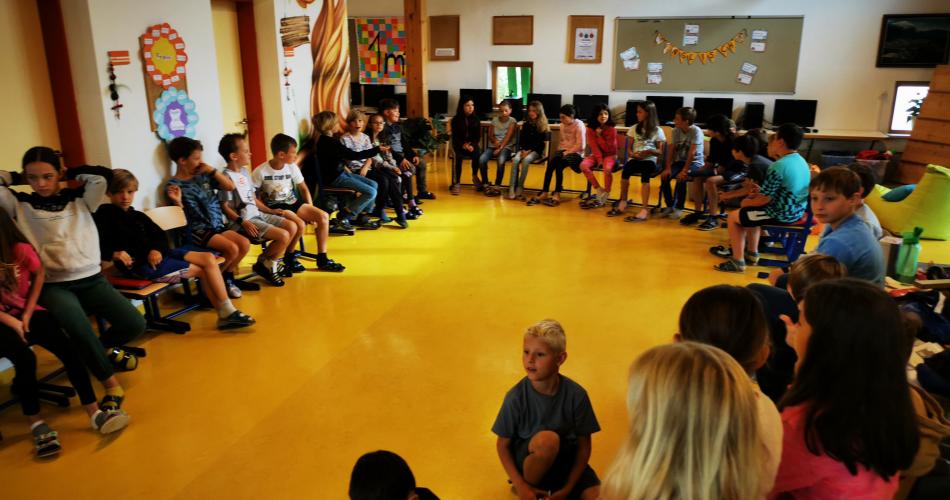 Liederprobe und Antolin-Verleihung